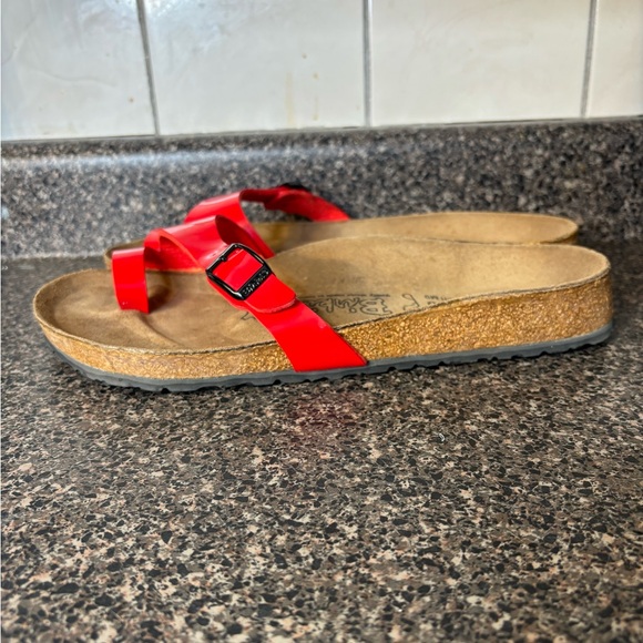 Birkenstock Birkies Majestic Red Like New Sandals Size Women’s 11 / M9 / EUR 42 - Picture 13 of 13